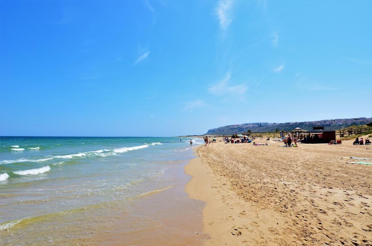 Infinity View By Nras Arenales del Sol